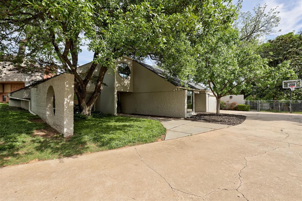 3 Rustic Hills Street — photo