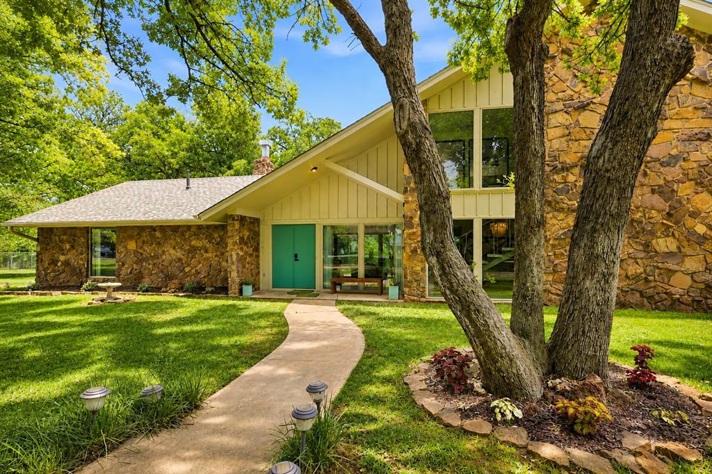 2904 Arrowhead Drive — photo