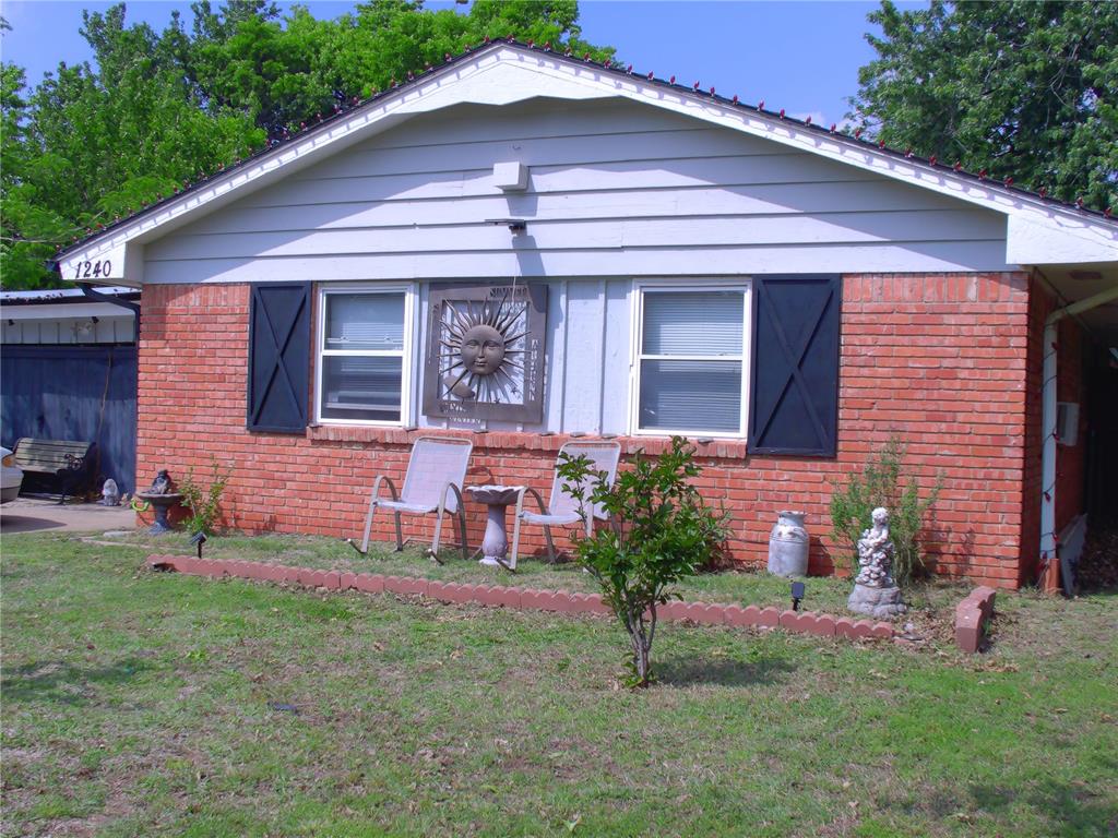 1240 N Warren Place — photo