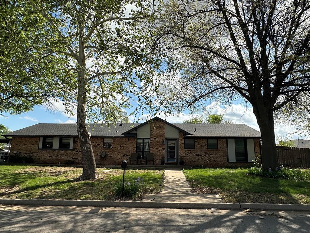 10012 S Blackwelder Avenue — photo