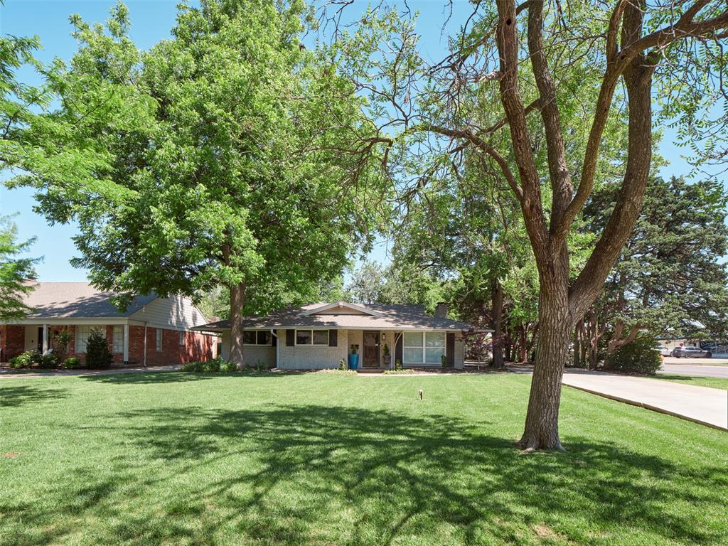 1101 Tedford Way — photo