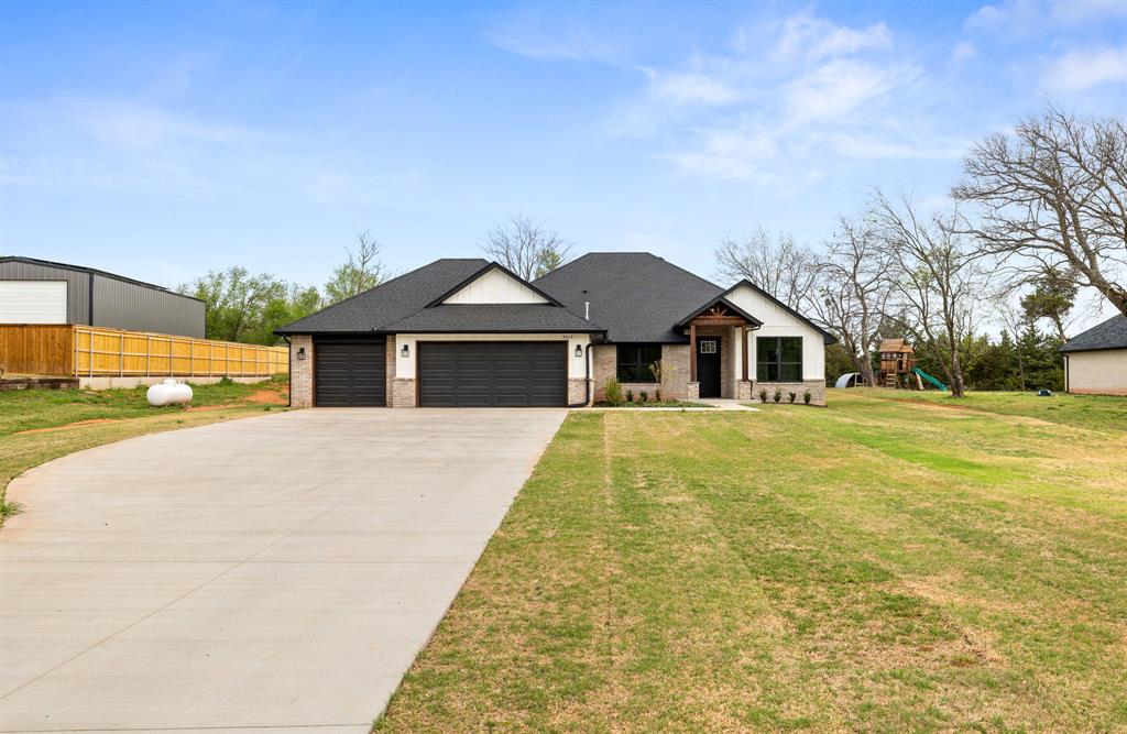 2412 County Road 1240 — photo