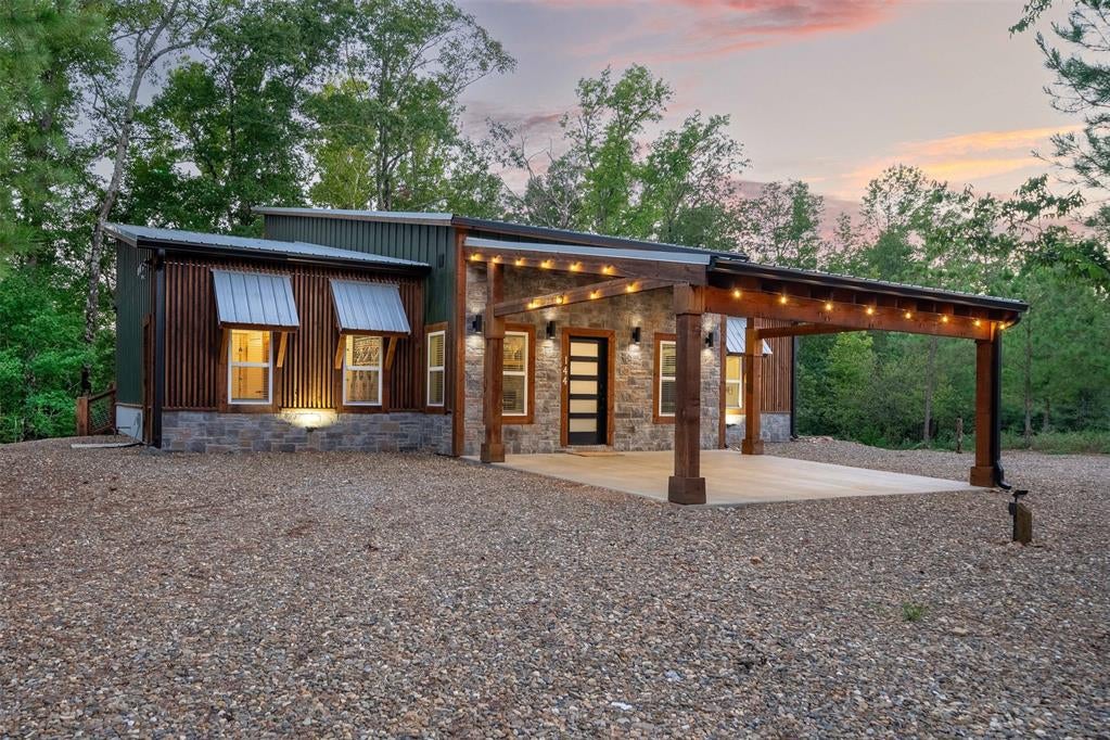 144 Hidden Pines Loop — photo
