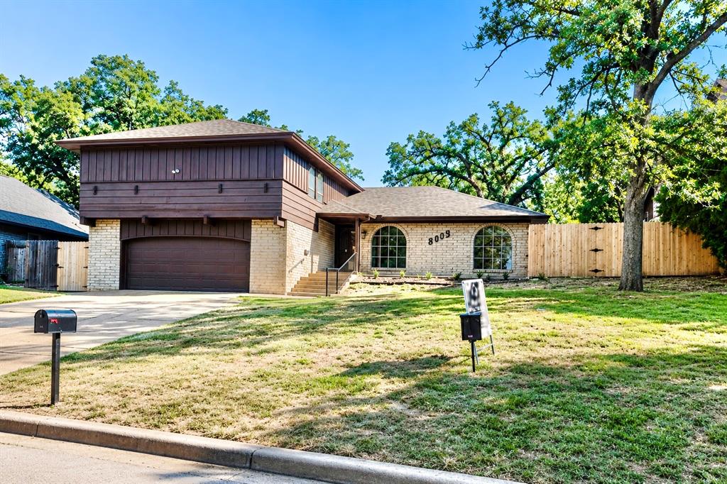 8009 Golden Oaks Road — photo