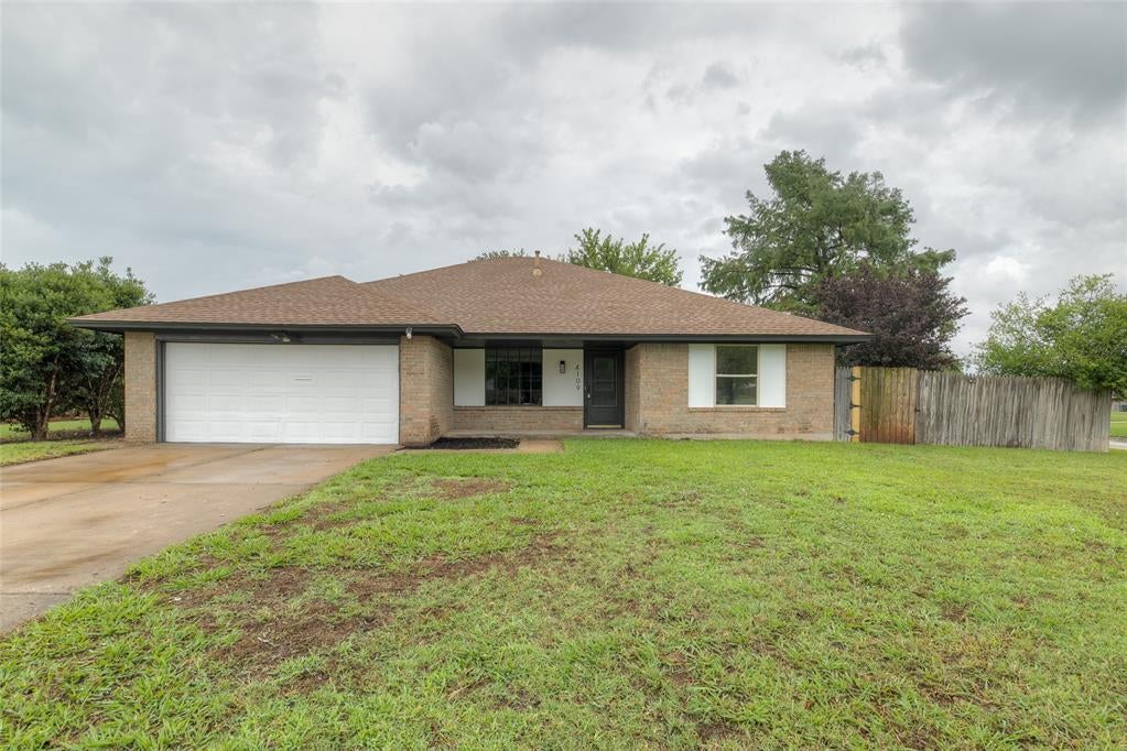 4109 Angela Circle — photo
