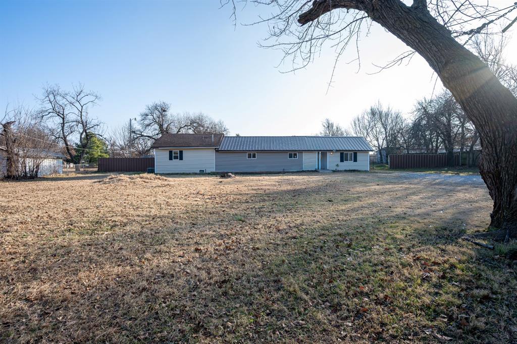520 S Friendly Road — photo