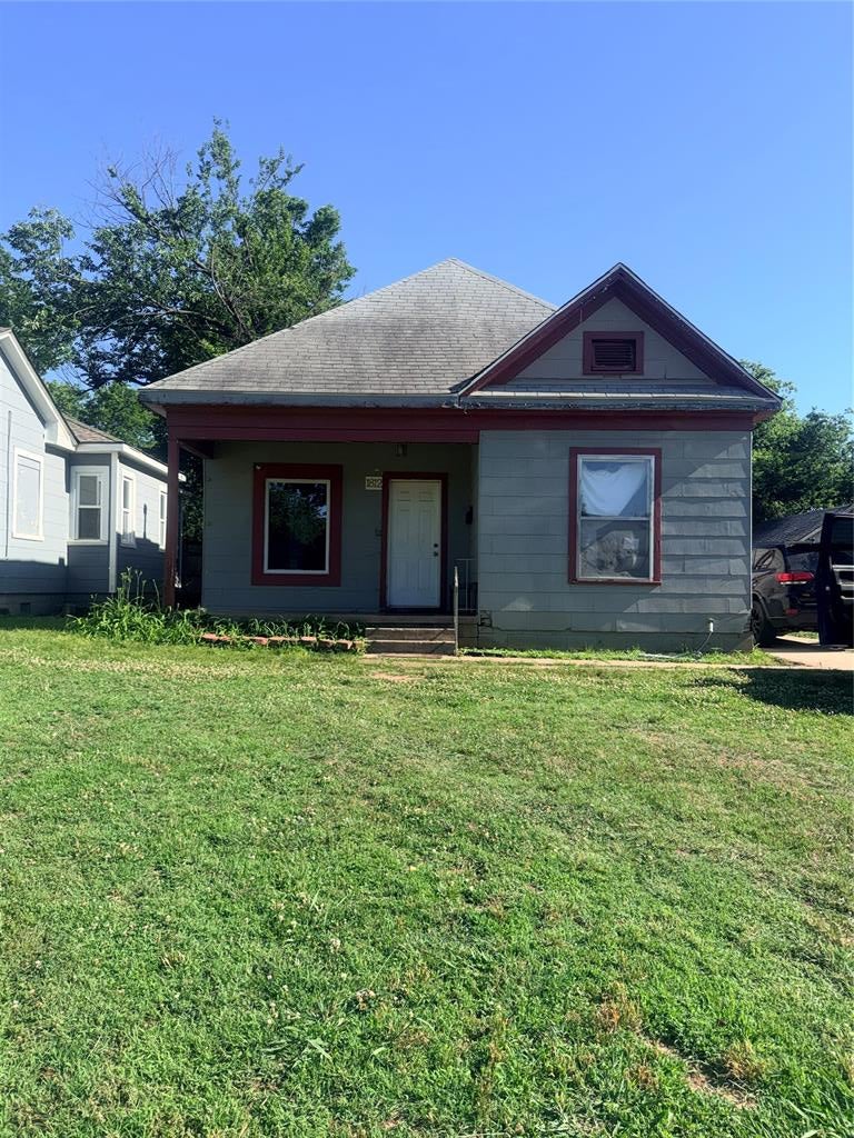 1812 NW 32nd Street — photo