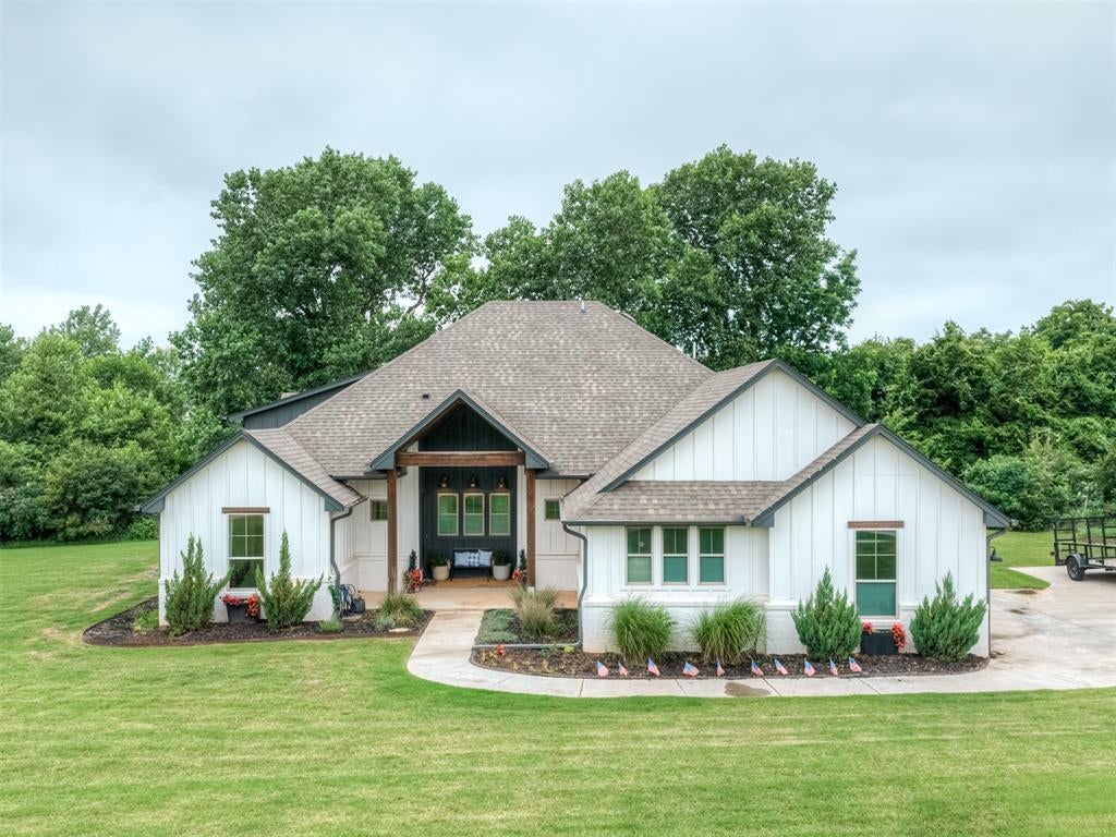 3925 Wyatt Ridge Court — photo