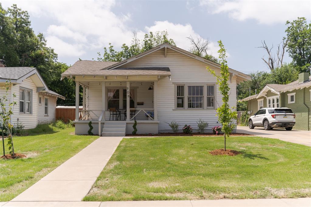 908 NW 22nd Street — photo