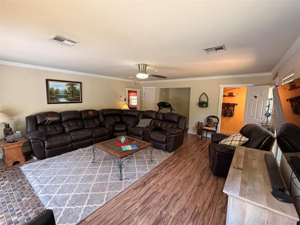Home in Hinton, OK 73047 — photo 3