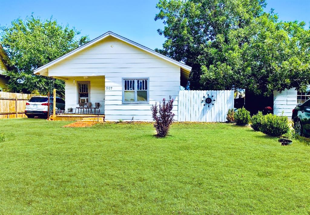 507 W Cypress Street — photo