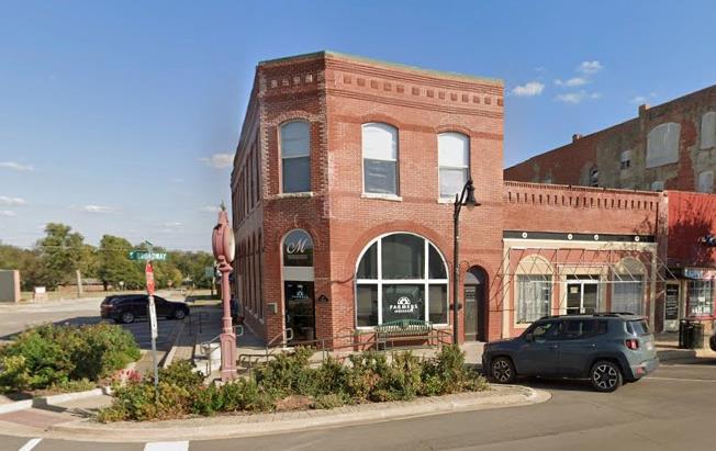 101 S Broadway Street — photo