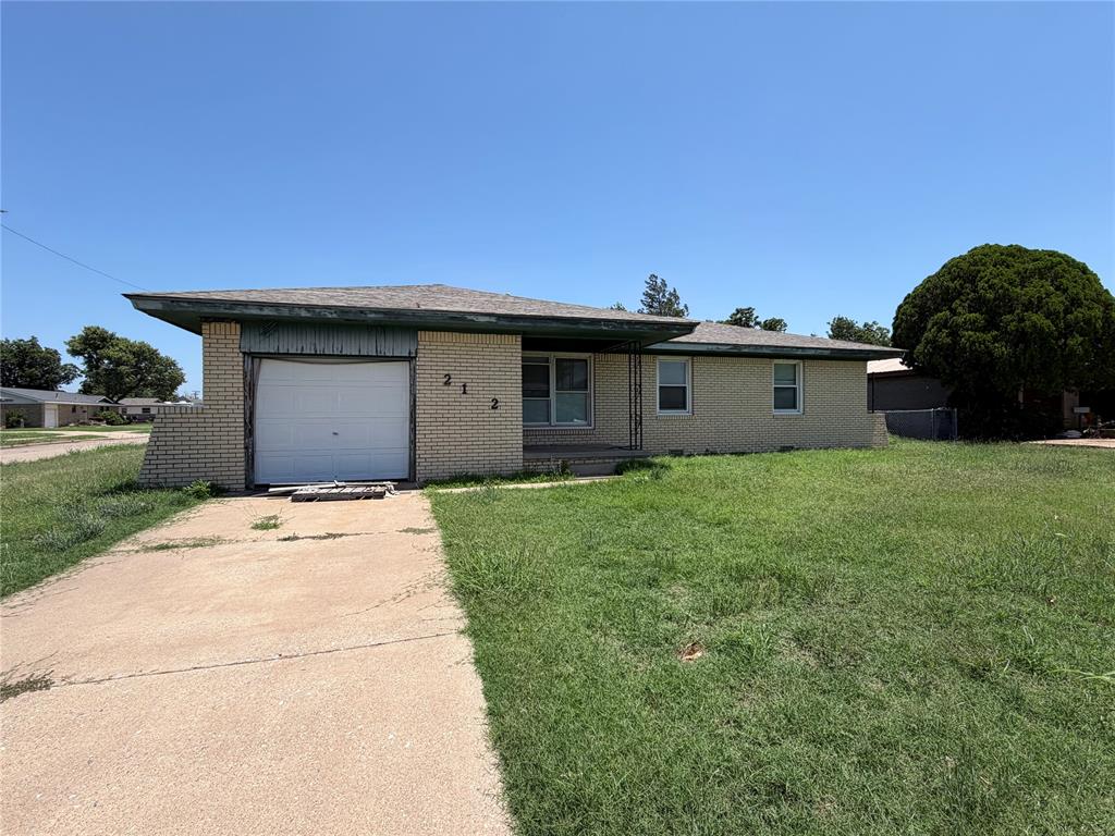 2112 N Canary Lane — photo