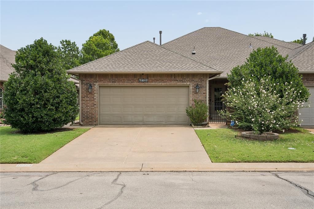 16104 Vintage Court — photo
