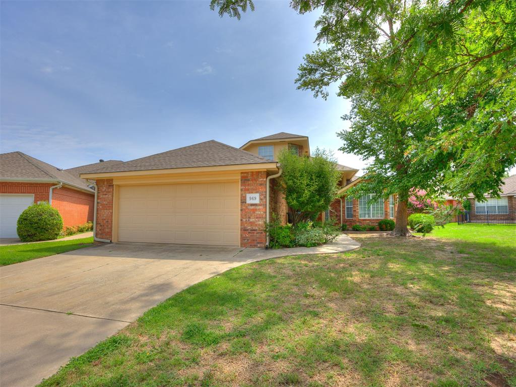 969 Pinebrooke Court — photo
