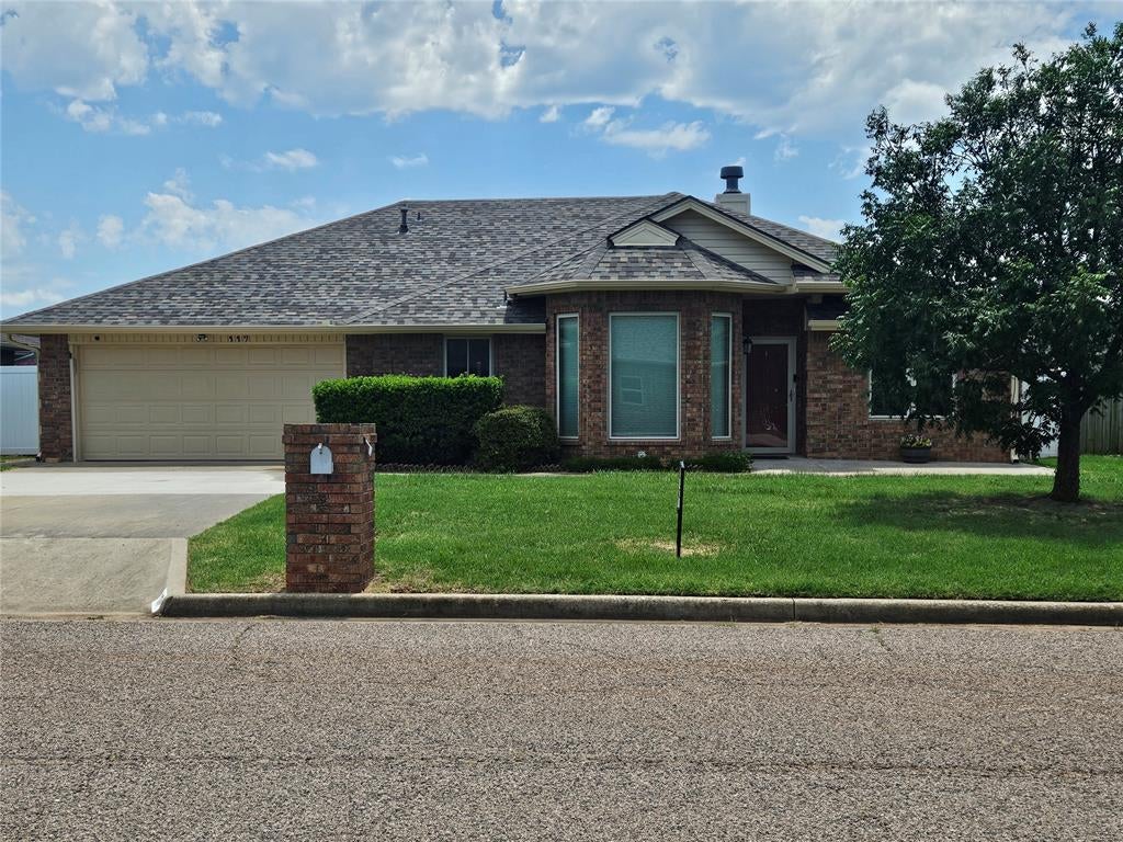 117 Meadows Lane — photo