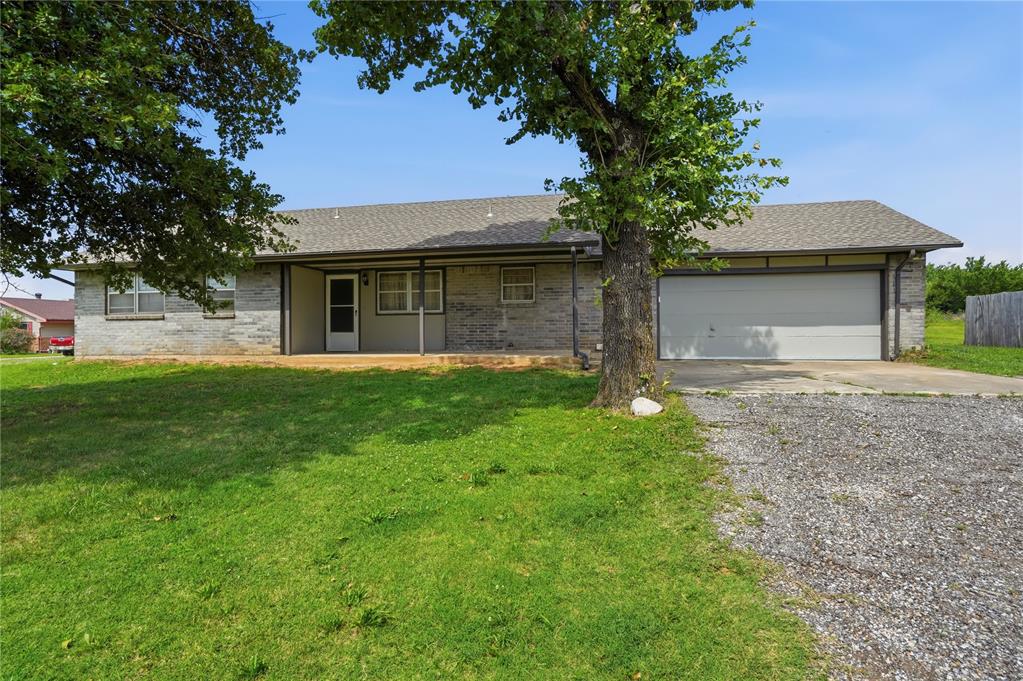 Home in Choctaw, OK 73020 — photo 2