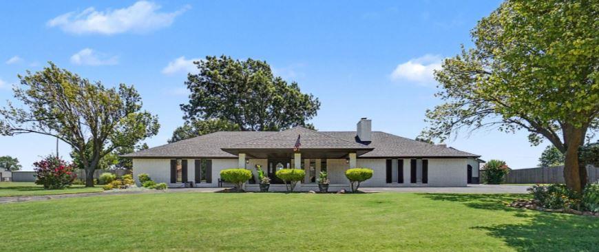 121 W Tahoe Drive — photo