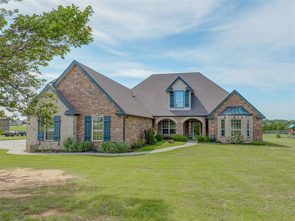 935 Silver Chase Drive — photo