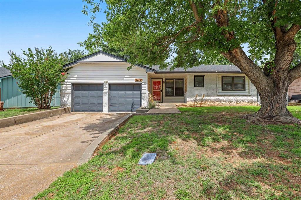 1724 Serenade Drive — photo