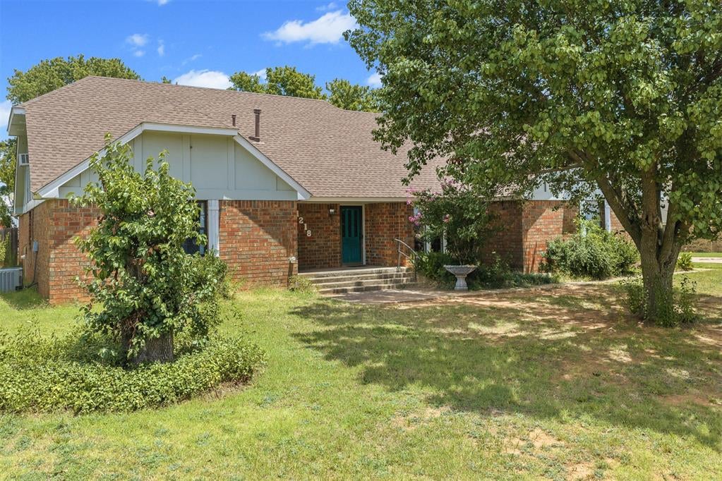 1218 Ridgewood Drive — photo