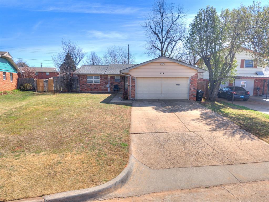 124 Oakside Drive — photo