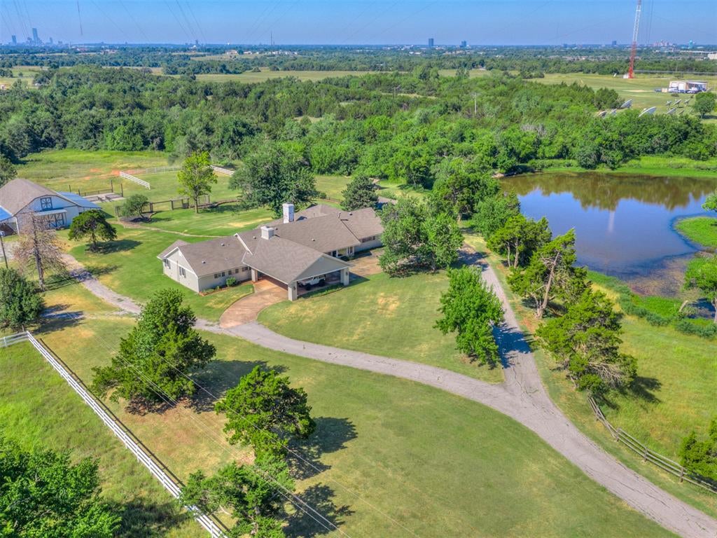 1516 E Britton Road — photo