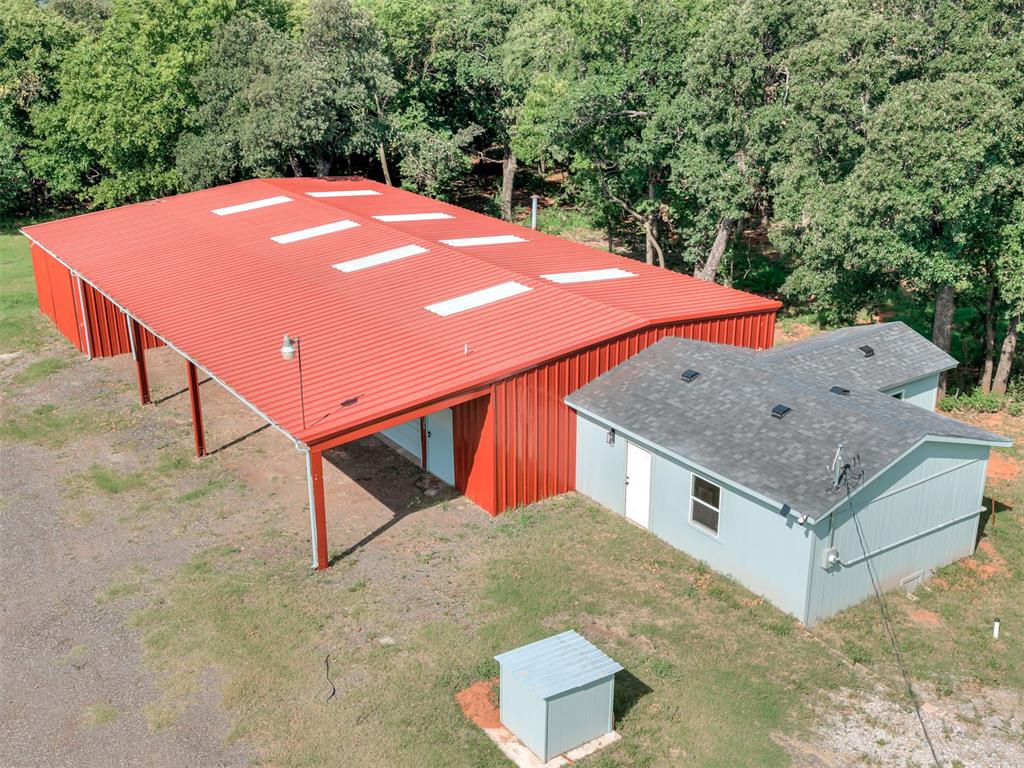 1402 W Veterans Memorial Highway — photo