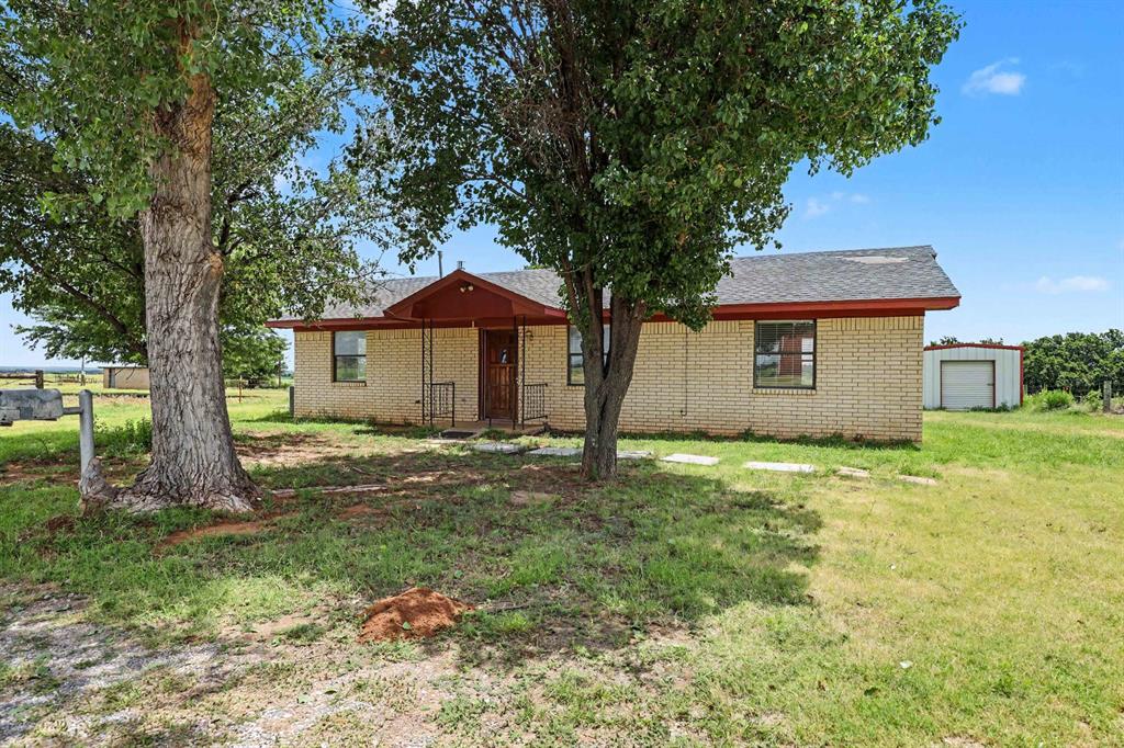 1719 E Orme Lane, Anadarko, OK 73005 — photo 2