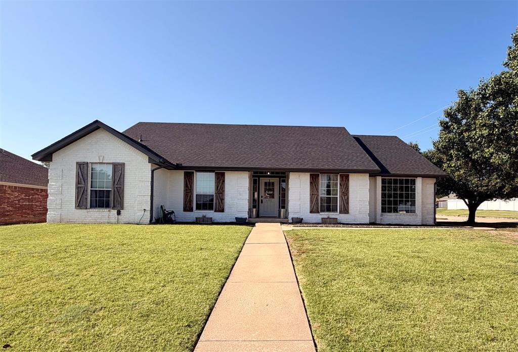 1301 Manchester Drive — photo