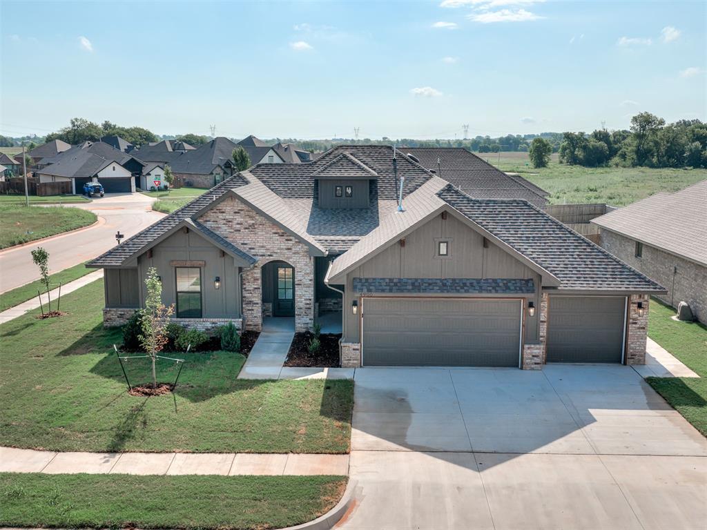 4900 Vine Cliff Road — photo