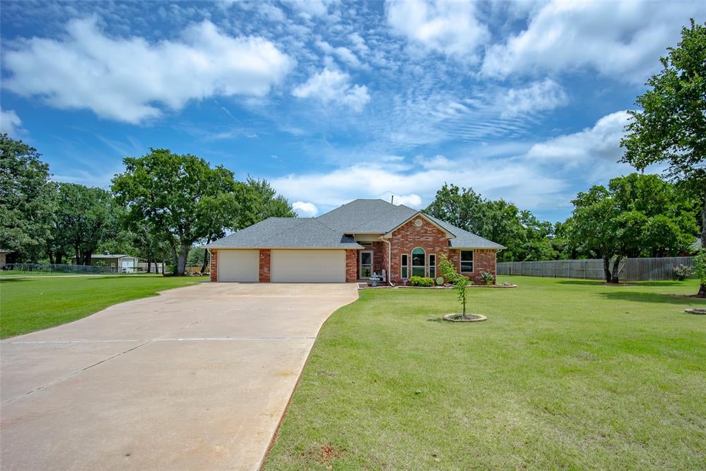 1322 Houser Lane — photo