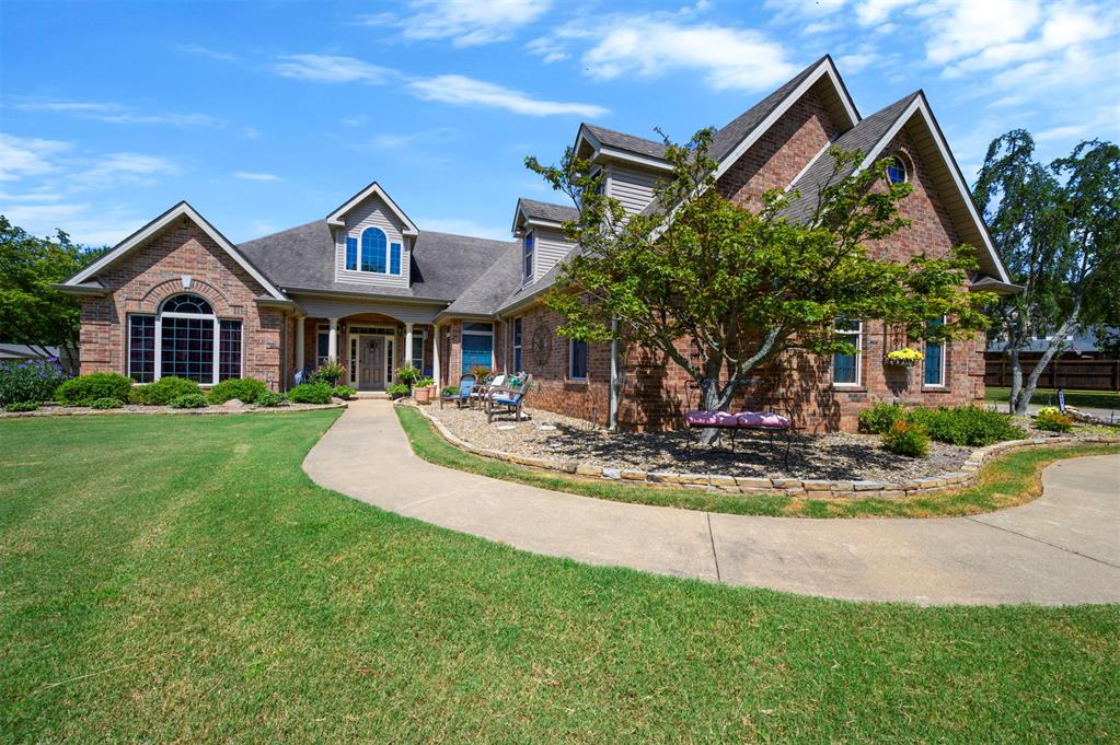 803 Oak Brook Drive — photo