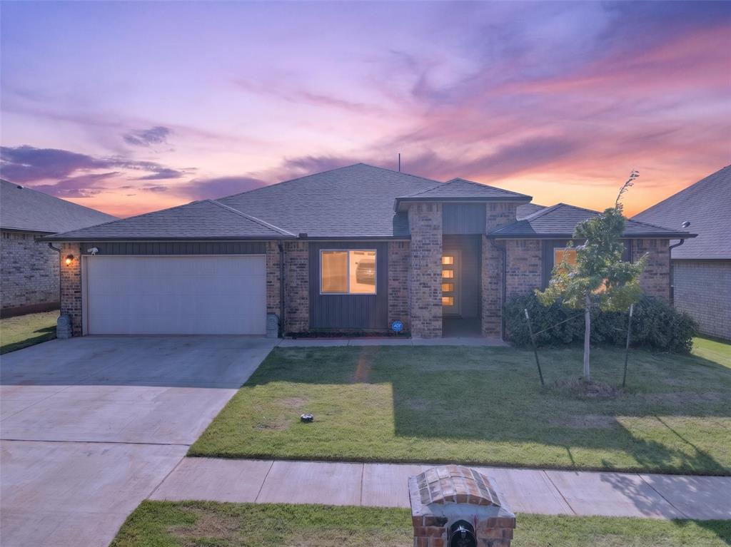 14409 Gravity Falls Lane — photo