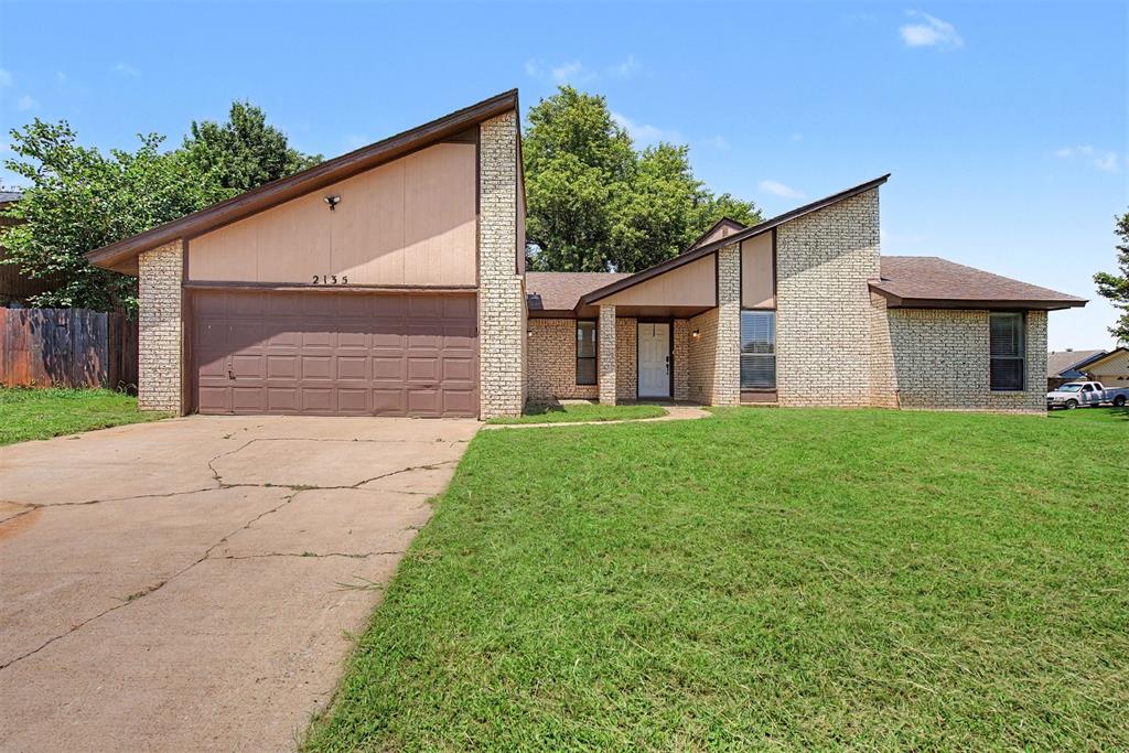 2135 Teresa Drive — photo