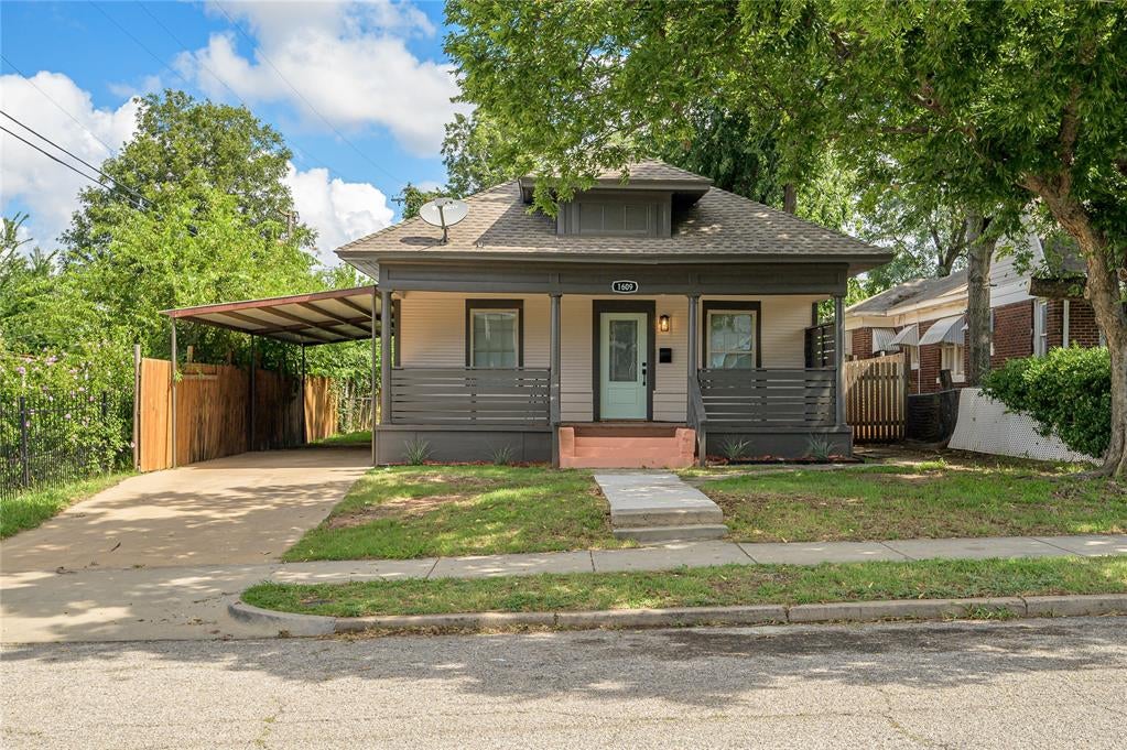 1609 NW 11th Street — photo