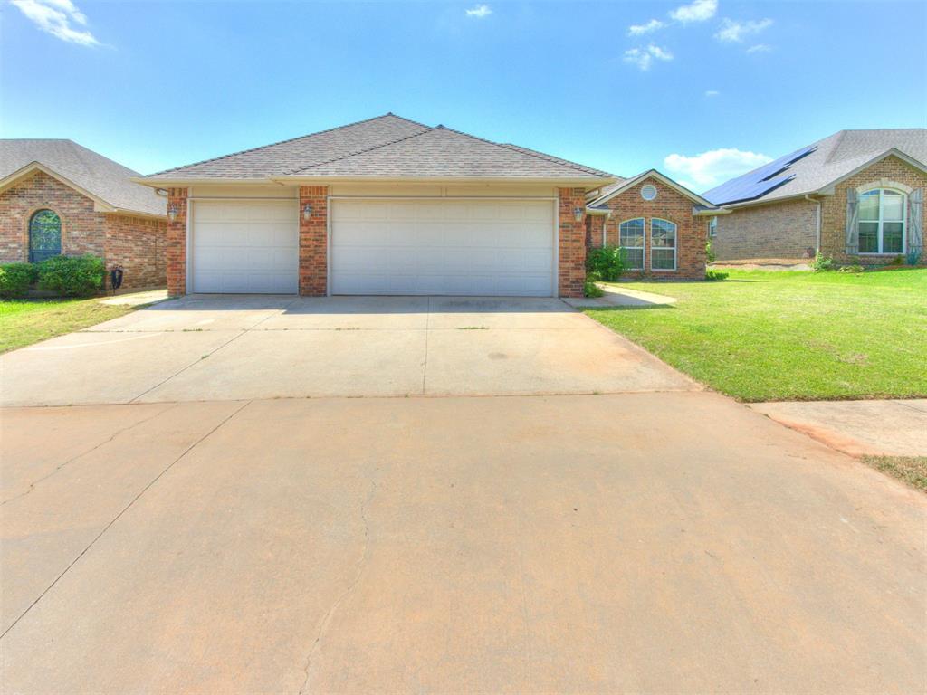 9217 Crooked Creek Lane — photo