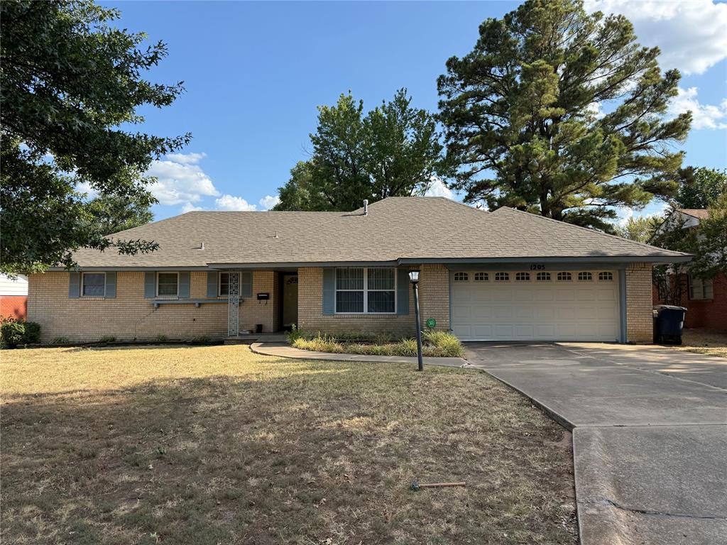 1205 Charles Drive — photo