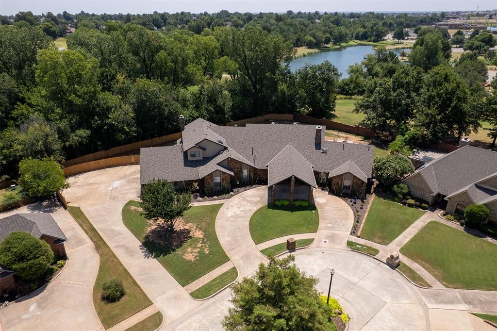 1530 Spring Creek Drive — photo