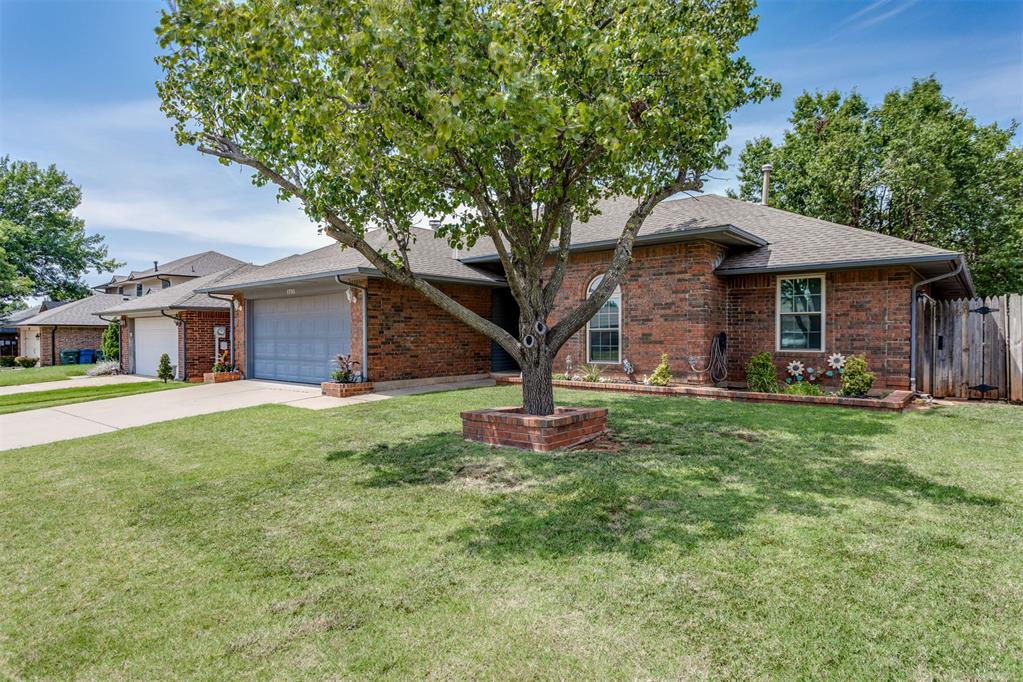 1705 Park View Place — photo