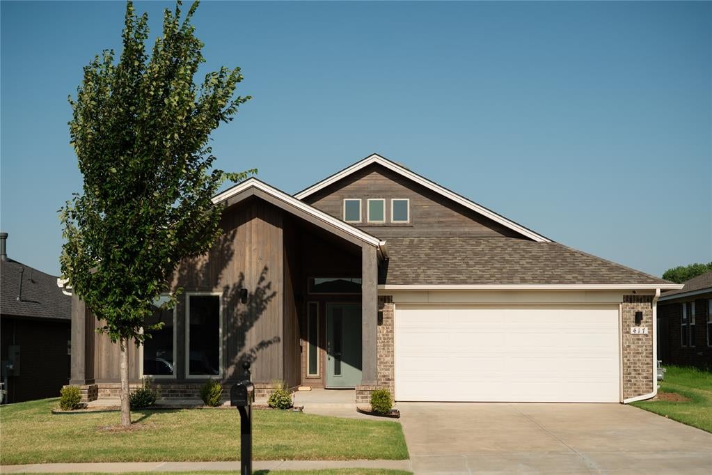 417 Vista Drive — photo