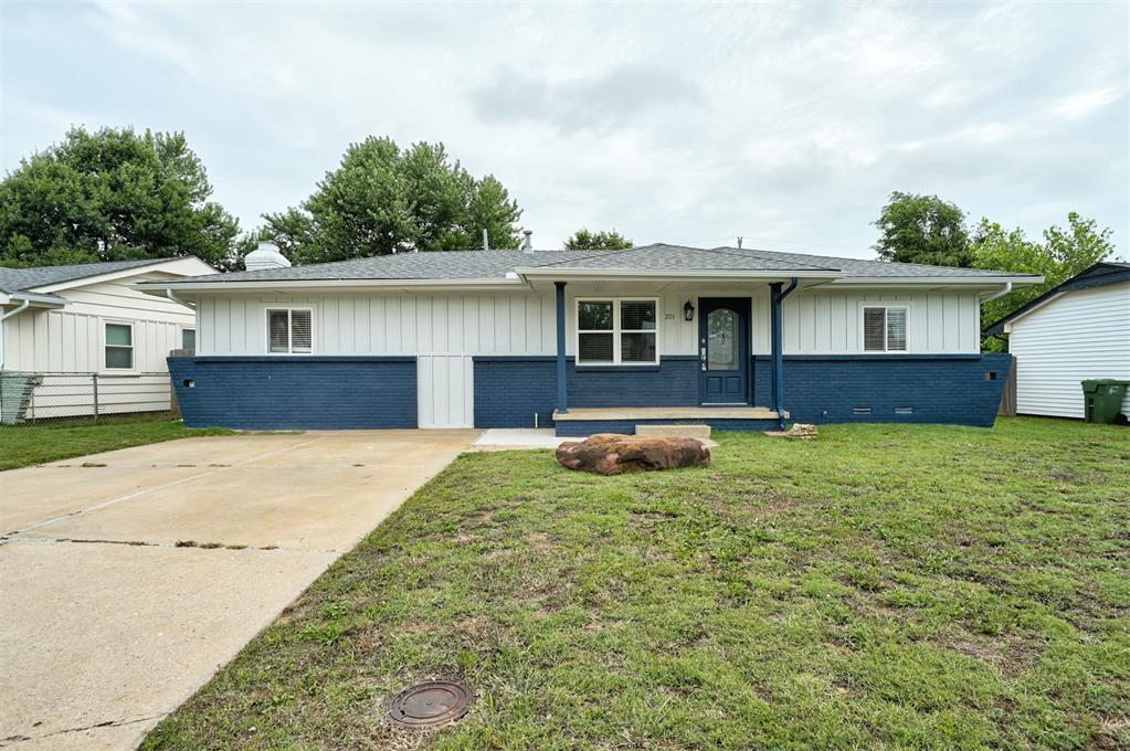 201 Dianna Drive — photo