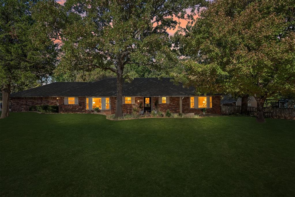 10431 Black Oaks Drive — photo