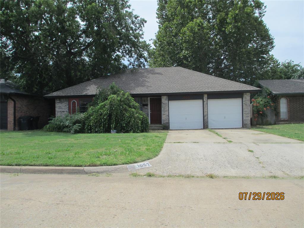 1052 NW 7th Place — photo