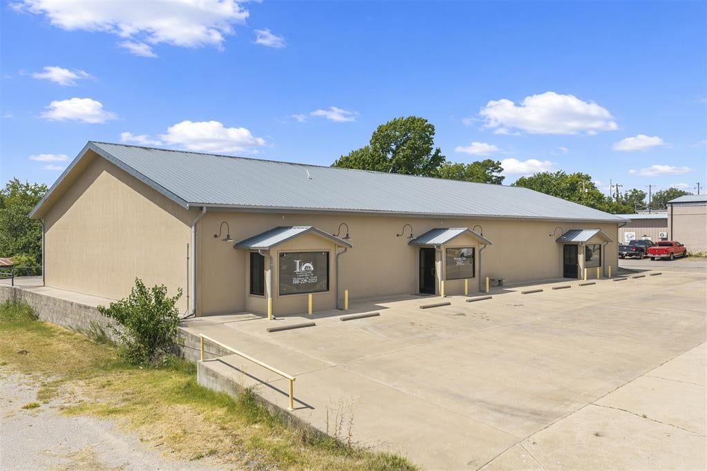 11053 Highway 76 Highway — photo
