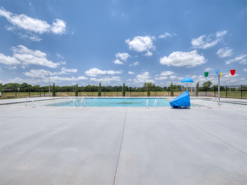 16105 Navarra Way — photo
