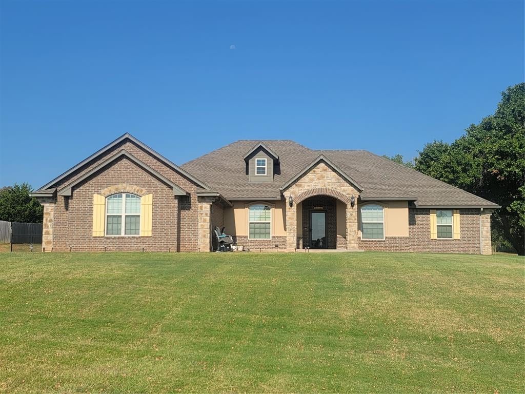 8319 Shadow Lake Drive — photo