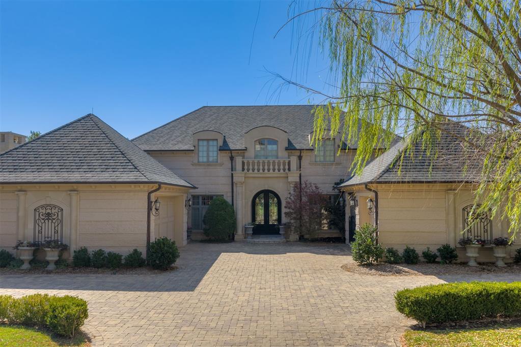 2404 NW Grand Circle Circle — photo