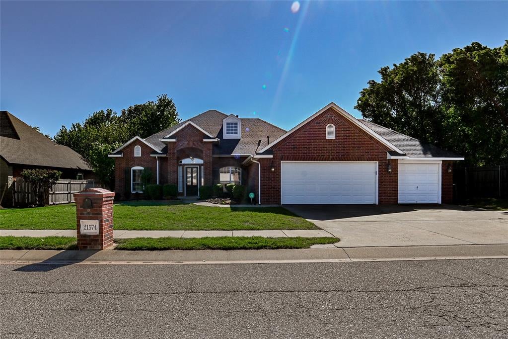 21574 Lake Shadows Drive — photo