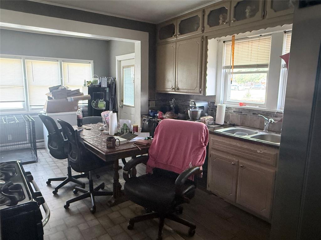 Home in Tecumseh, OK 74873 — photo 3